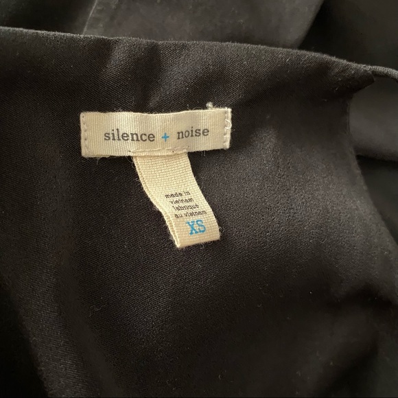 UO Silence and Noise Black Wide Cropped Leg Jumpsuit - Picture 10 of 12